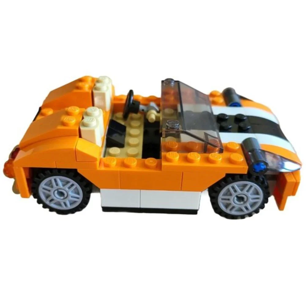 LEGO Creator‎ 3-1 Sunset Speeder 100 Complete with Manual 31017 No Box